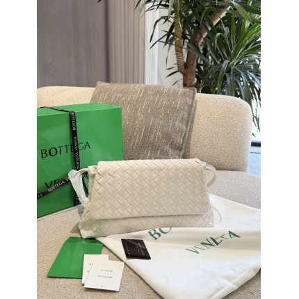 bottega veneta bags in 213090
