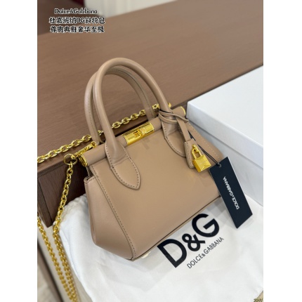 DG AAA quality Bags in 213115