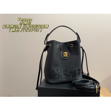 Versace  AAA Quality Handbags in 213298