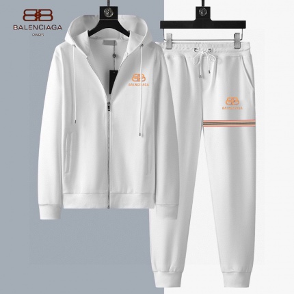 Balenciaga Tracksuits in 213315