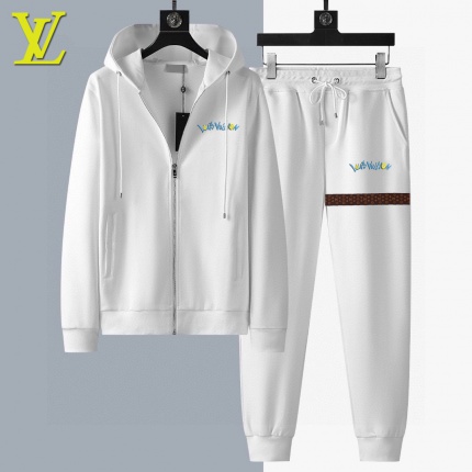 Louis Vuitton Tracksuits for Men in 213317