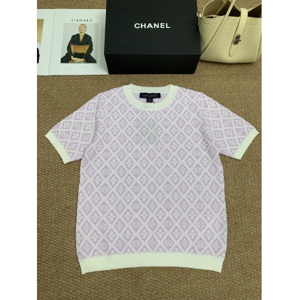 Louis Vuitton T-Shirts for Women in 213738