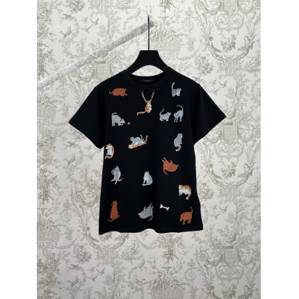 Louis Vuitton T-Shirts for Women in 213746