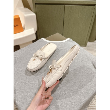 Louis Vuitton Loafers For Women in 213748