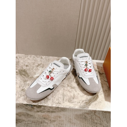 Louis Vuitton Sneakers For Men in 213758