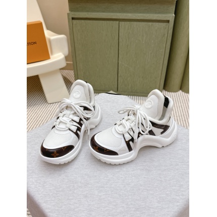 Louis Vuitton Sneakers for women in 213781