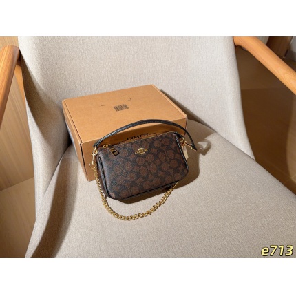Coach Handbags in 213860