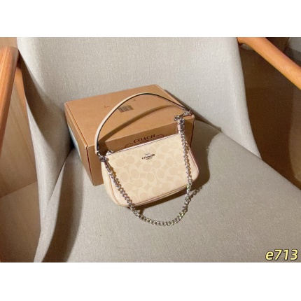 Coach Handbags in 213865