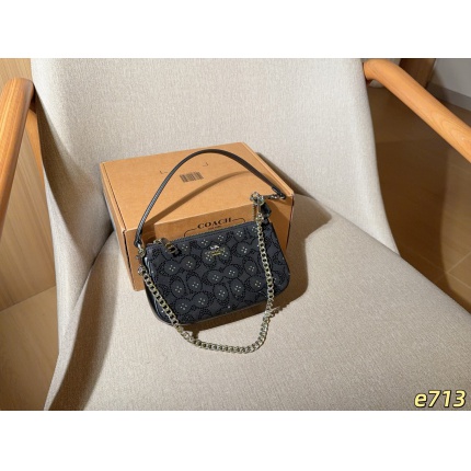 Coach Handbags in 213875
