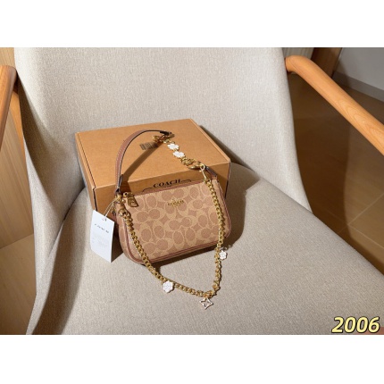 Cheap Coach Handbags in 213876, $45 USD- [IB213876] - Replica Coach Cross Bags