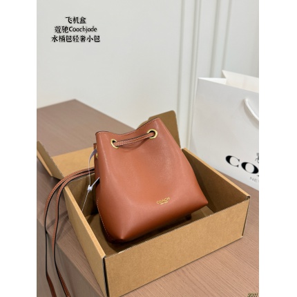 Coach Handbags in 213886