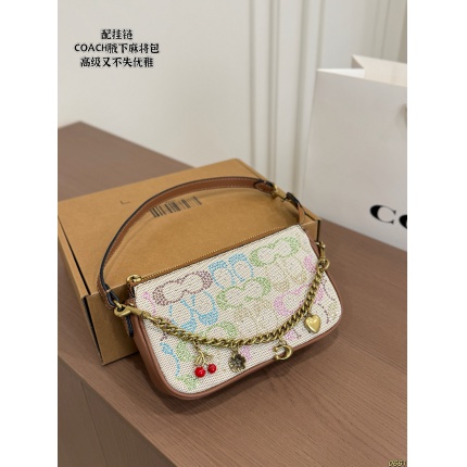 Coach Handbags in 213891