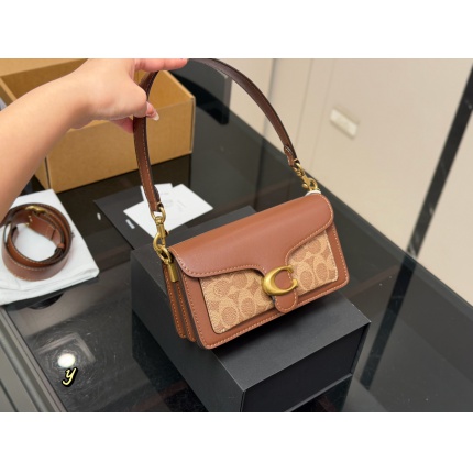 Coach Handbags in 213914