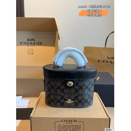 Coach Cross Bags in 213934