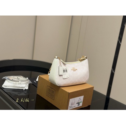 Cheap Coach Cross Bags in 213984, $50 USD- [IB213984] - Replica Coach Cross Bags