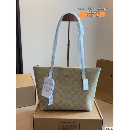 Coach Cross Bags in 214006