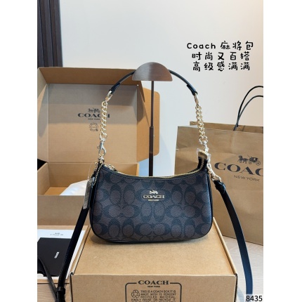 Coach Cross Bags in 214010