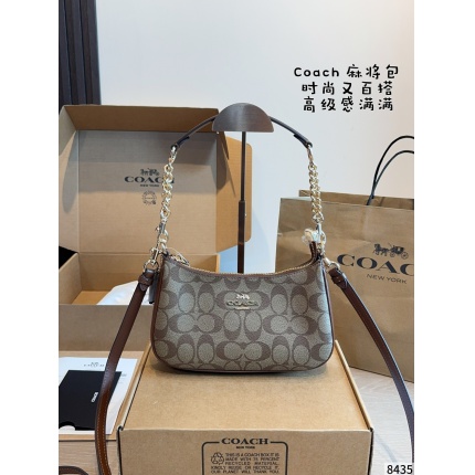 Coach Cross Bags in 214012
