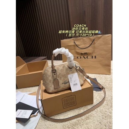 Coach Cross Bags in 214024