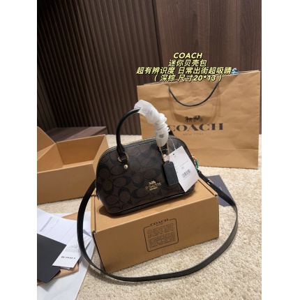 Coach Cross Bags in 214027