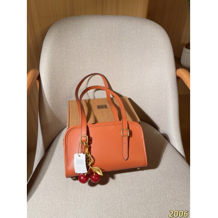 Coach Cross Bags in 214043