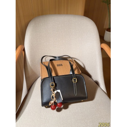 Coach Cross Bags in 214045