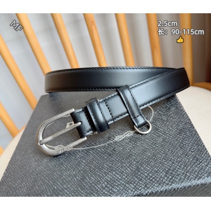 prada AAA Quality Belts in 214104