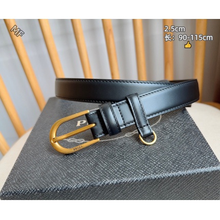 prada AAA Quality Belts in 214105