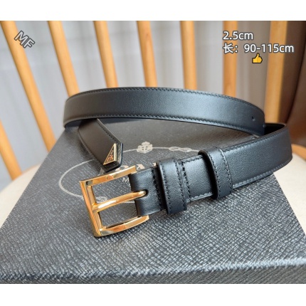 prada AAA Quality Belts in 214110