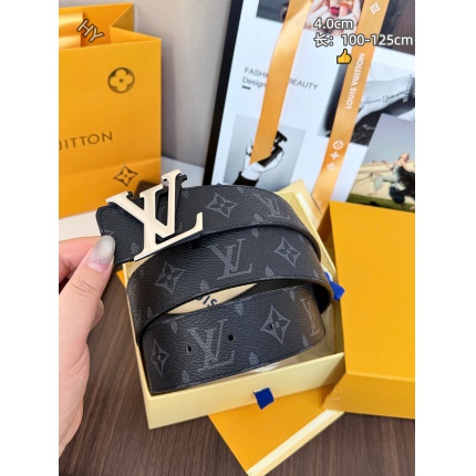 Louis Vuitton AAA Belts in 214185