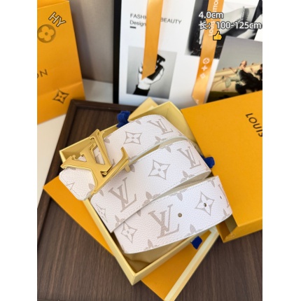 Louis Vuitton AAA Belts in 214187