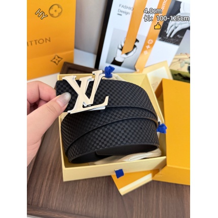 Louis Vuitton AAA Belts in 214189