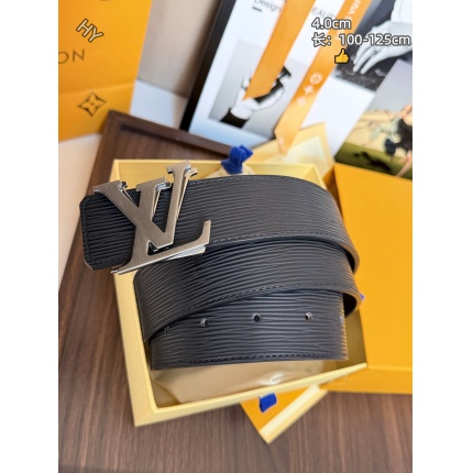 Louis Vuitton AAA Belts in 214190