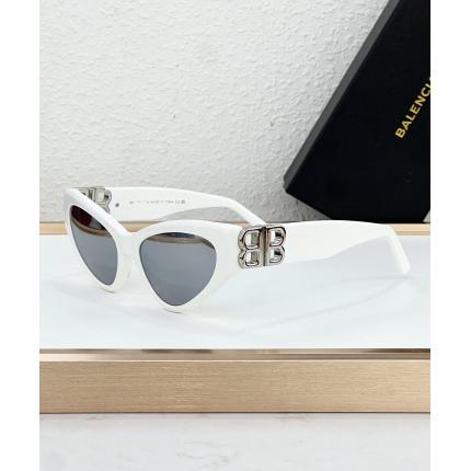 Balenciaga AAA quality Sunglasses in 214290
