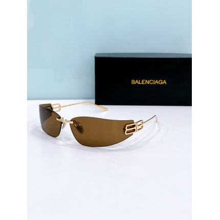 Balenciaga AAA quality Sunglasses in 214323