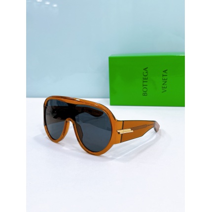 BOTTEGA VENET Glasses in 214367