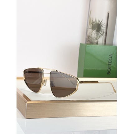 BOTTEGA VENET Glasses in 214396