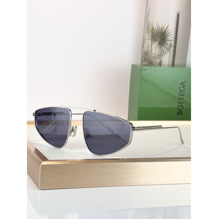 BOTTEGA VENET Glasses in 214398