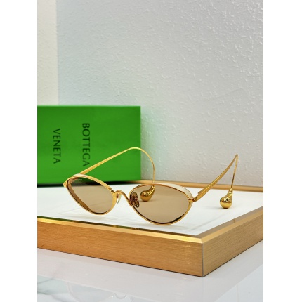 BOTTEGA VENET Glasses in 214406
