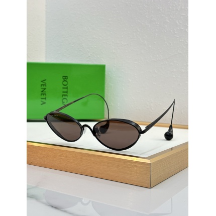 BOTTEGA VENET Glasses in 214408