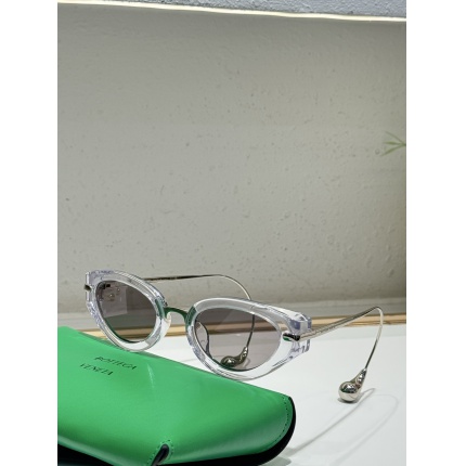 BOTTEGA VENET Glasses in 214415