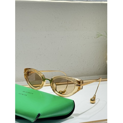 BOTTEGA VENET Glasses in 214419