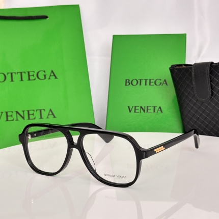 BOTTEGA VENET Glasses in 214424