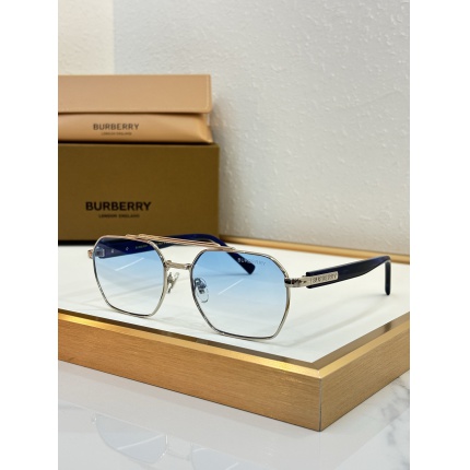 Burberry AAA+++ quality Sunglasses in 214442