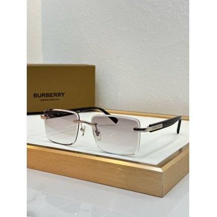 Burberry AAA+++ quality Sunglasses in 214458