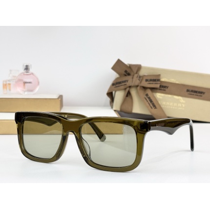 Burberry AAA+++ quality Sunglasses in 214465