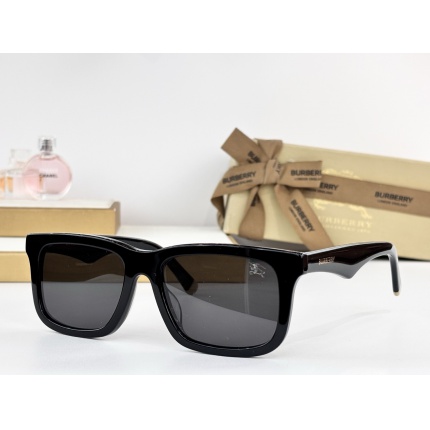 Burberry AAA+++ quality Sunglasses in 214466