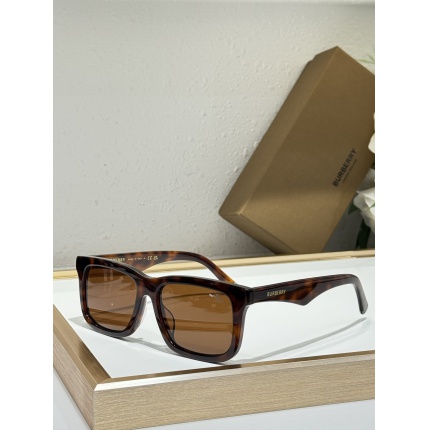 Burberry AAA+++ quality Sunglasses in 214470