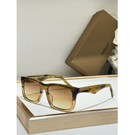 Burberry AAA+++ quality Sunglasses in 214471