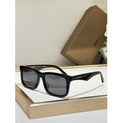 Burberry AAA+++ quality Sunglasses in 214472